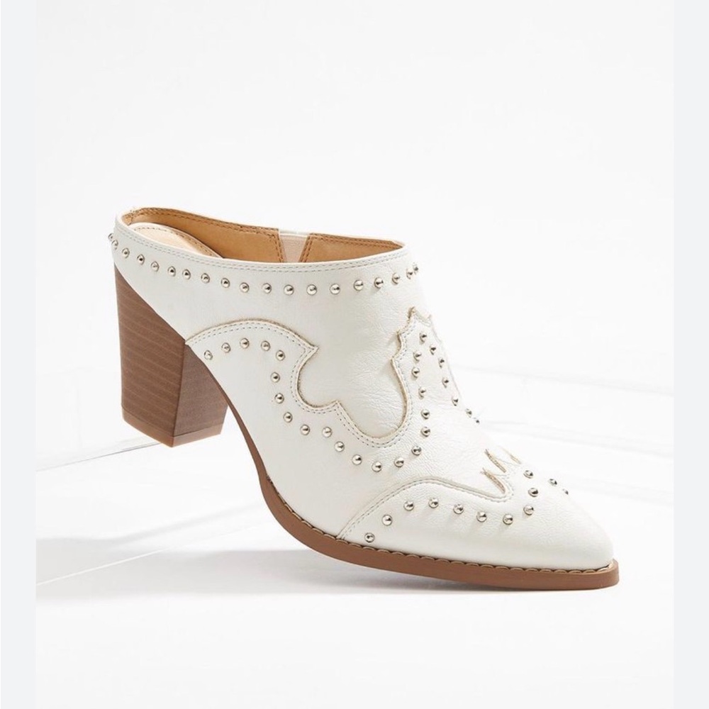 Comfort Est‎ 1946 Women’s White Cowgirl Studded Mule Block Heels Size 10